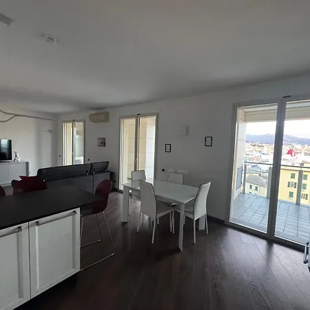 Lanternalba Con Vista Sul Porto Antico 제노바