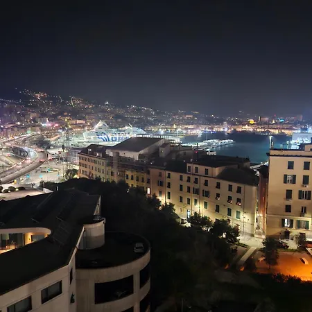 Lanternalba Con Vista Sul Porto Antico * 제노바