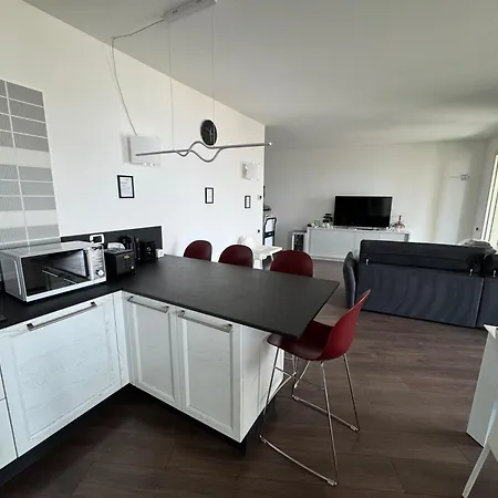 Lanternalba Con Vista Sul Porto Antico Apartman *