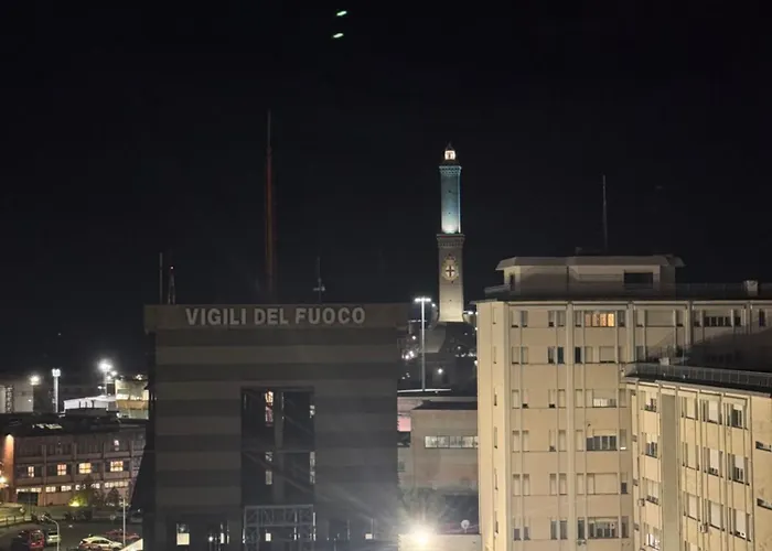 Lanternalba Con Vista Sul Porto Antico Apartment *