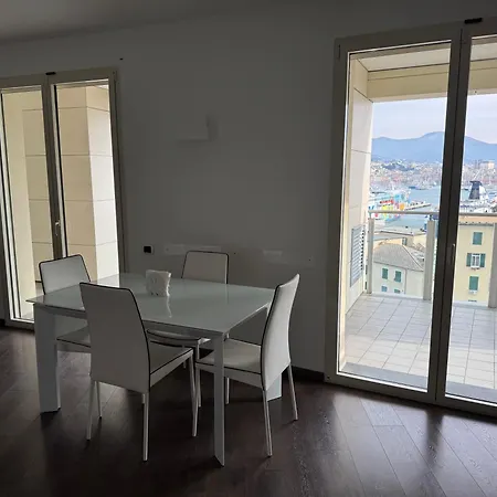 Appartamento Lanternalba Con Vista Sul Porto Antico