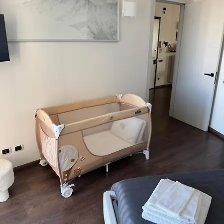 Lanternalba Con Vista Sul Porto Antico Appartamento *