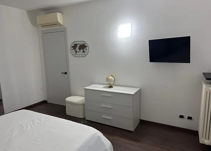 Lanternalba Con Vista Sul Porto Antico Appartement